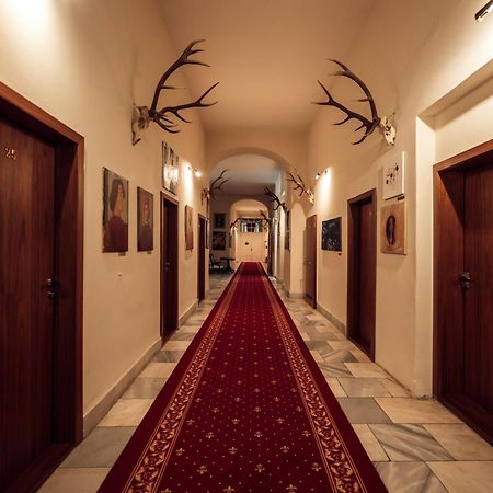 Hotel Kastiel Mojmirovce Exterior photo